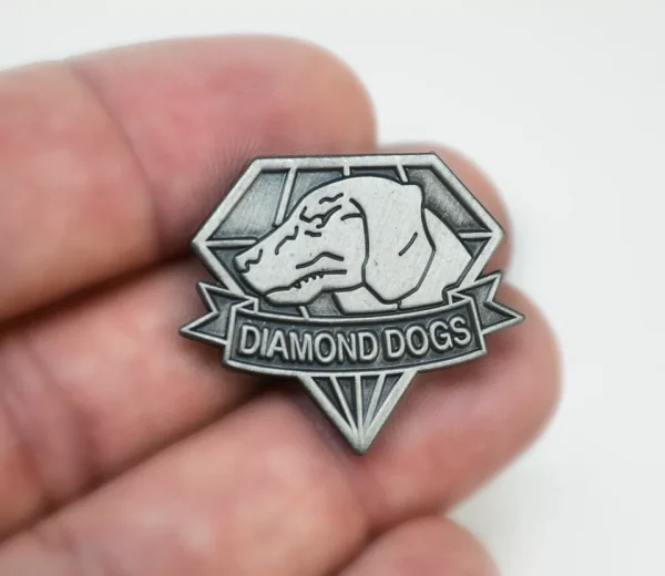 diamond-dogs-mgsv-phantom-pain-enamel-hat-pin-metal-gear-solid
