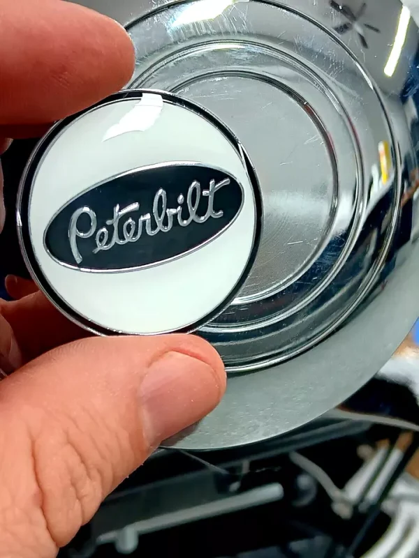 peterbilt-steering-wheel-horn-button-metal-emblem-3m-black-white-1.5-inches