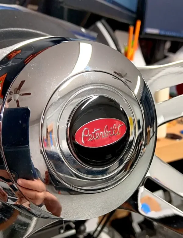 peterbilt-steering-wheel-horn-button-metal-emblem-3m-red-black-1.5-inches