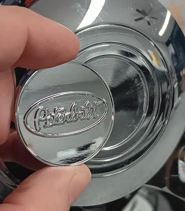peterbilt-steering-wheel-horn-button-metal-emblem-3m-vhb-chrome-3d-1.5-inches